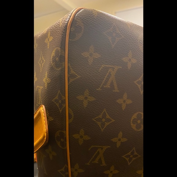 👜AUTHENTIC VIVA CITE LOUIS VUITTON👜 - Picture 6 of 17